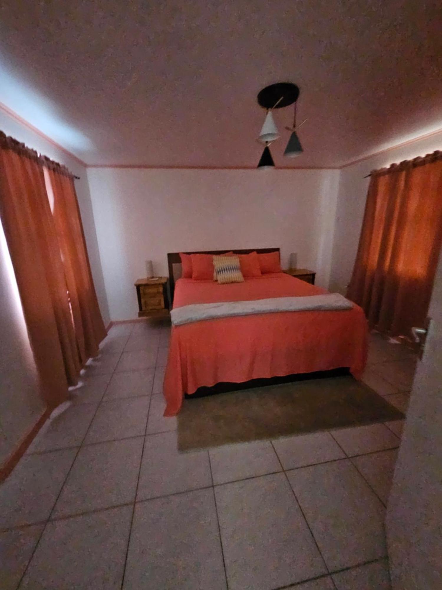 Villa Raven'S Paradise Willemstad Esterno foto